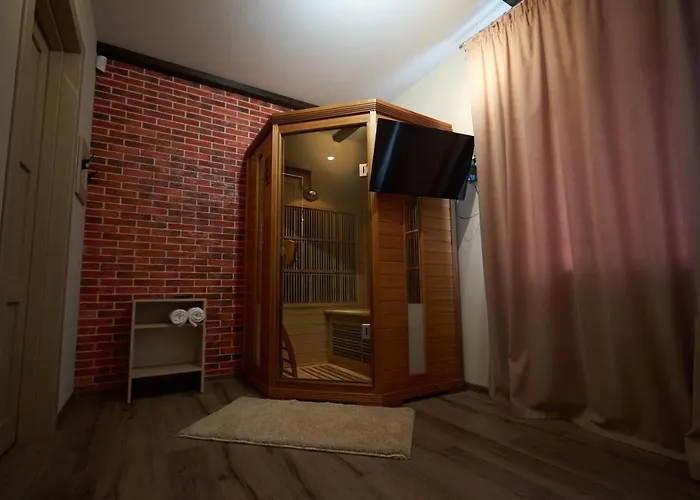 Apartment On Pobeda 4 With Sauna